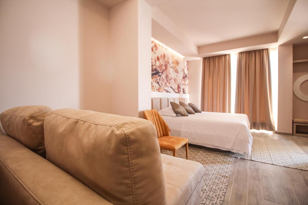 Vlorë Hotel Kristera מראה חיצוני תמונה