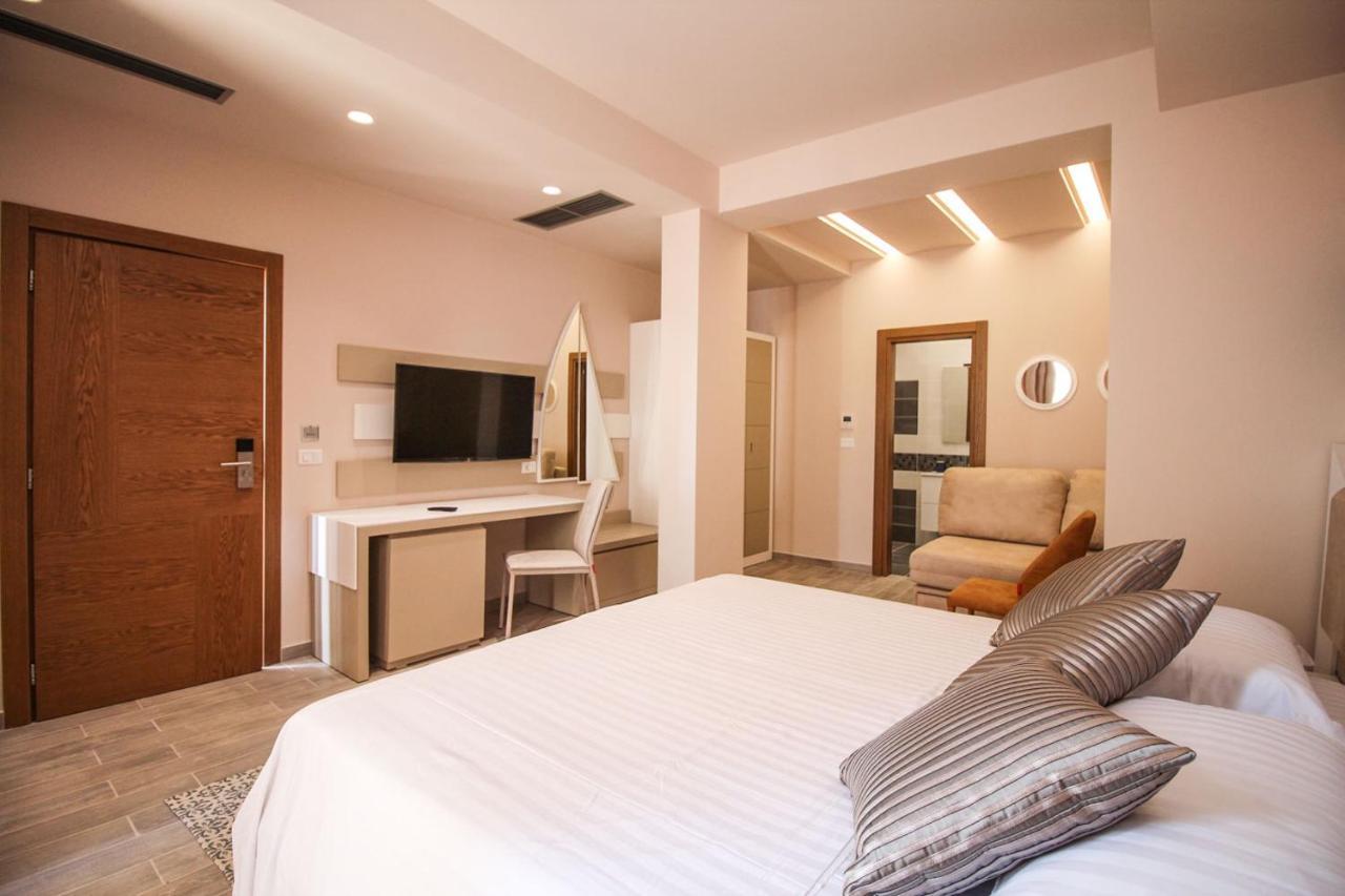 Vlorë Hotel Kristera מראה חיצוני תמונה
