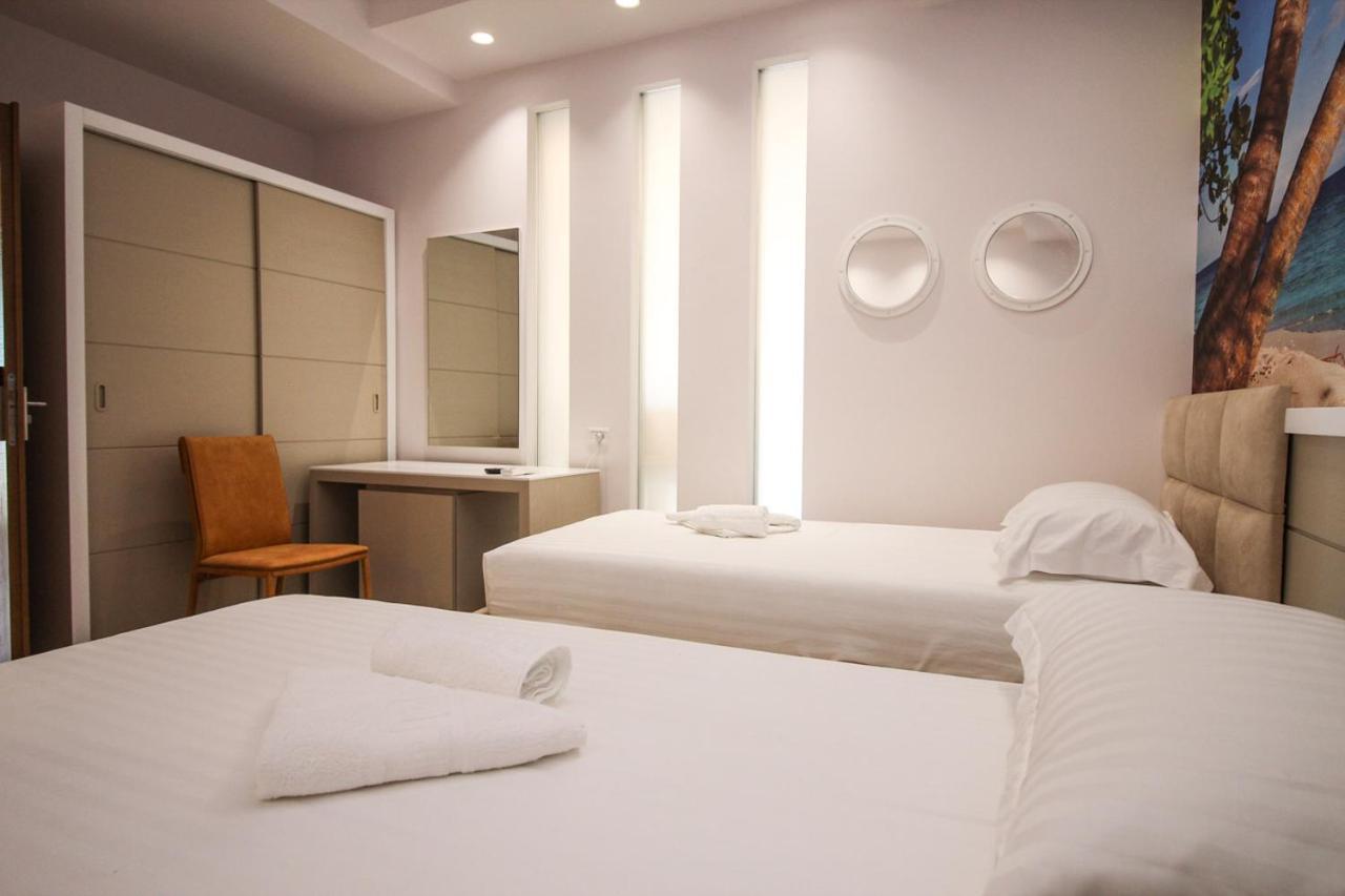 Vlorë Hotel Kristera מראה חיצוני תמונה