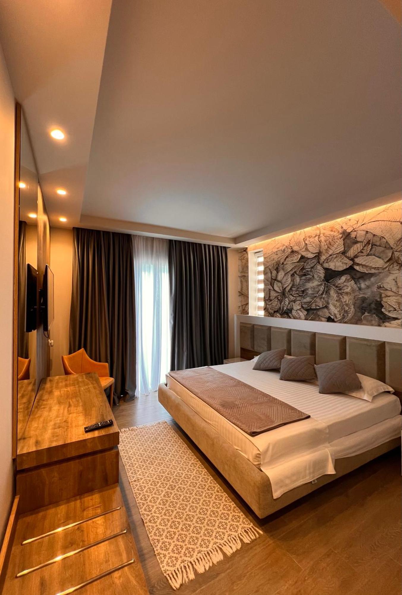 Vlorë Hotel Kristera מראה חיצוני תמונה